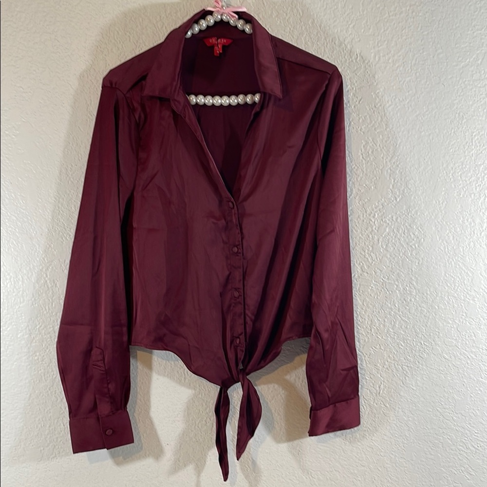 GUESS Tie Front Blouse Long Sleeve Satin Button Front Burgundy Size Medium